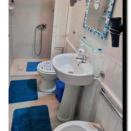 La Graziosa Casetta Apartment *
